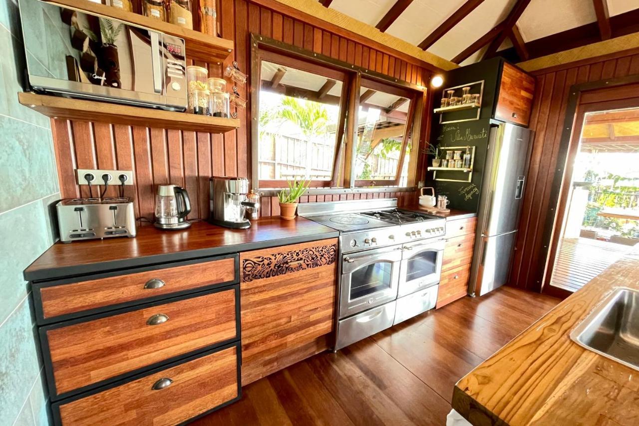 Villa Manuiti, Balinese Luxury Home - Private Swim Spa, Ocean View - Ofyr Bbq - Koi Pond Punaauia  Exterior photo